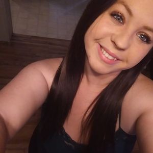 Meet your Posher, Cassandra